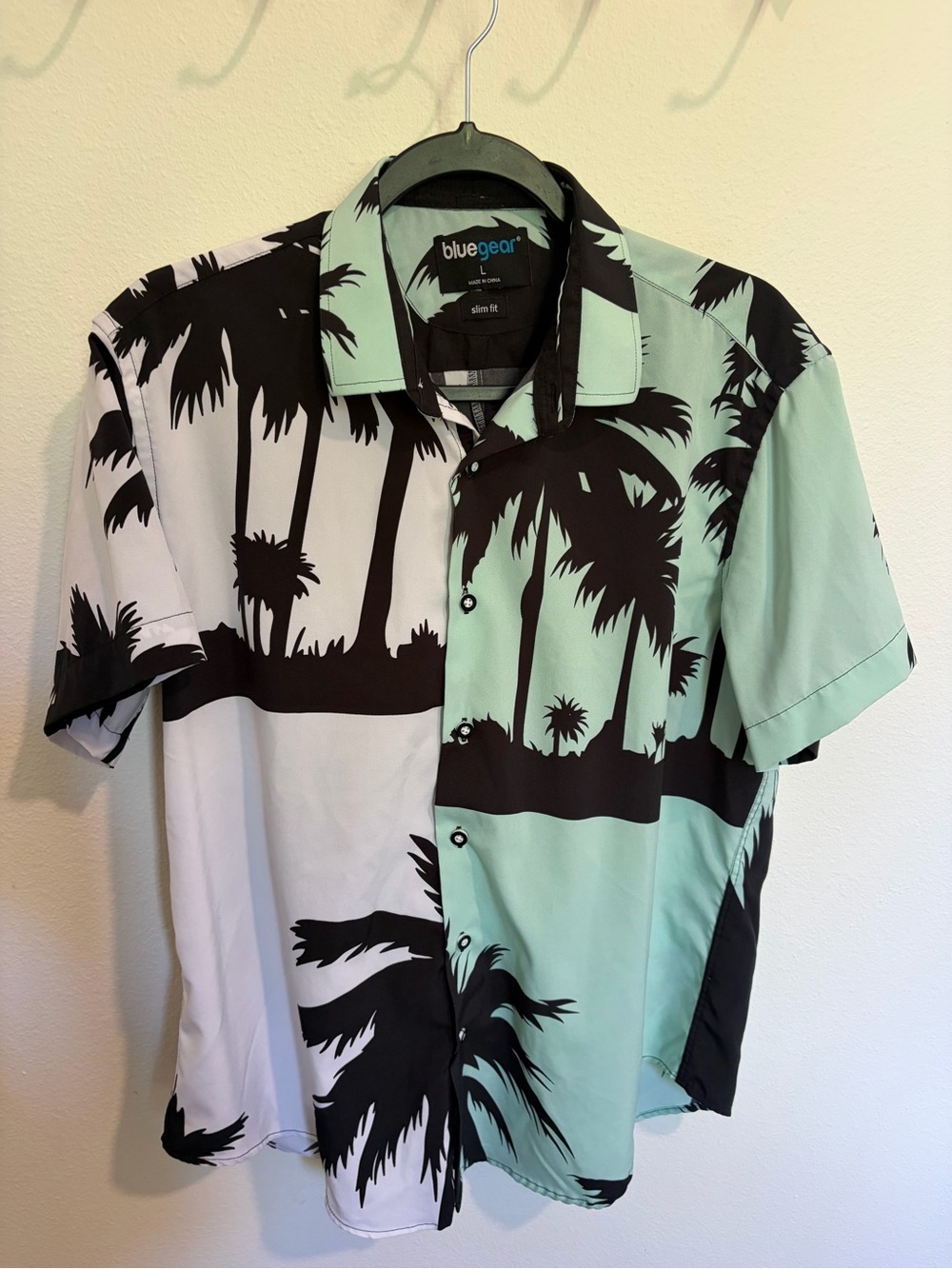 Men’s Mint & White Palm-Print Short Sleeve Shirt